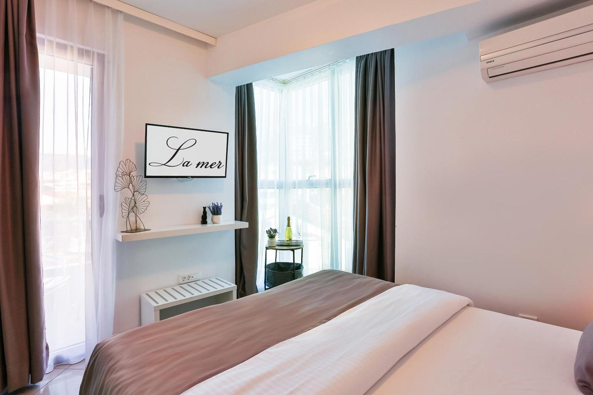 Hotel La Mer Budva Exterior photo