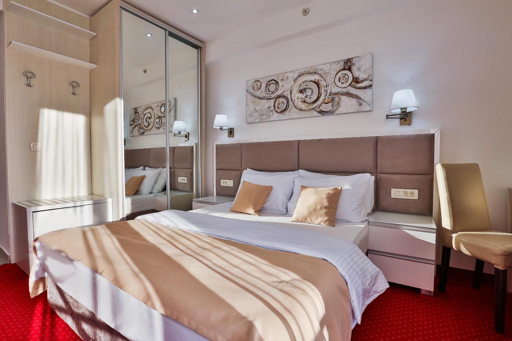 Hotel La Mer Budva Exterior photo