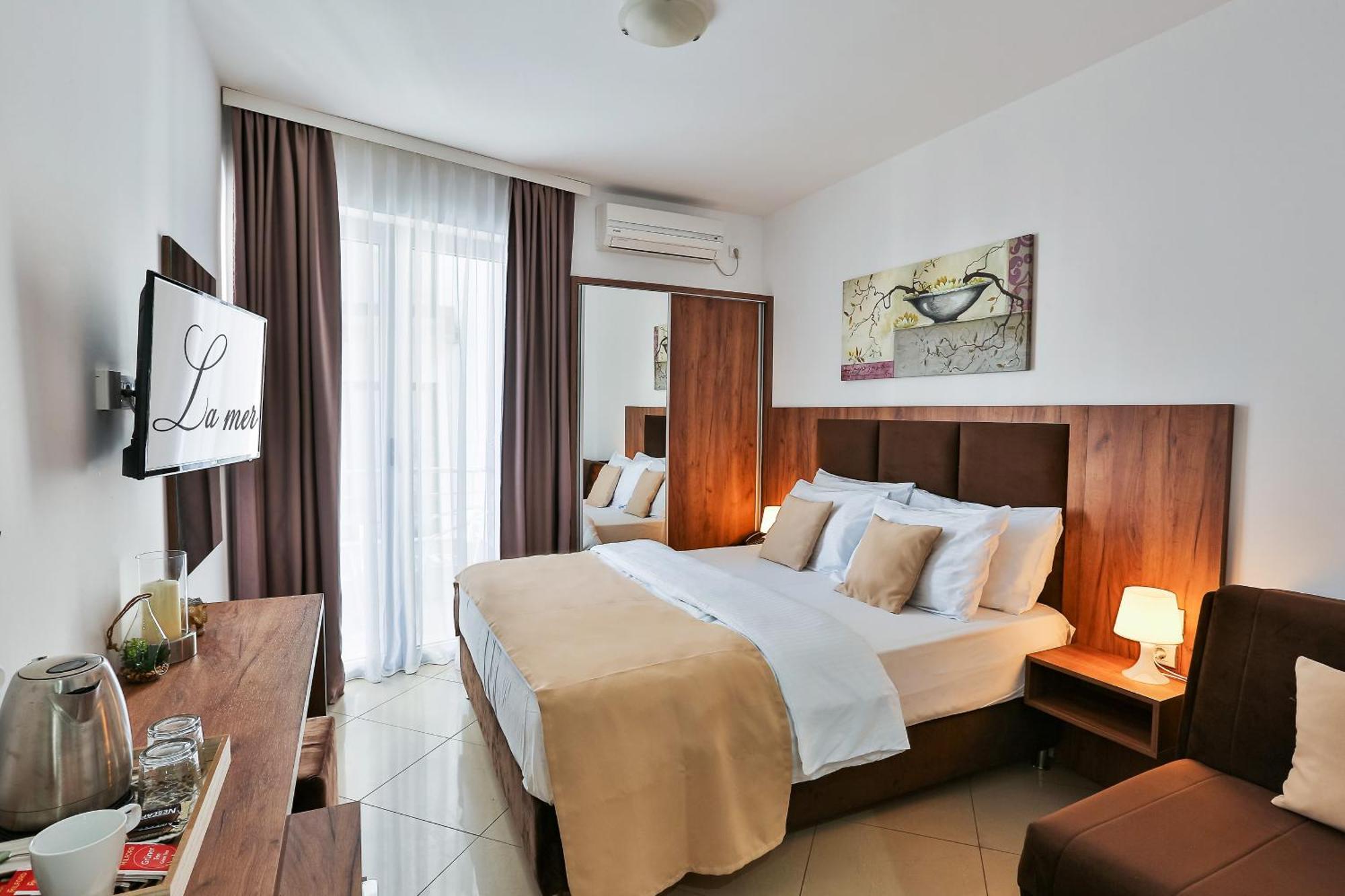 Hotel La Mer Budva Exterior photo