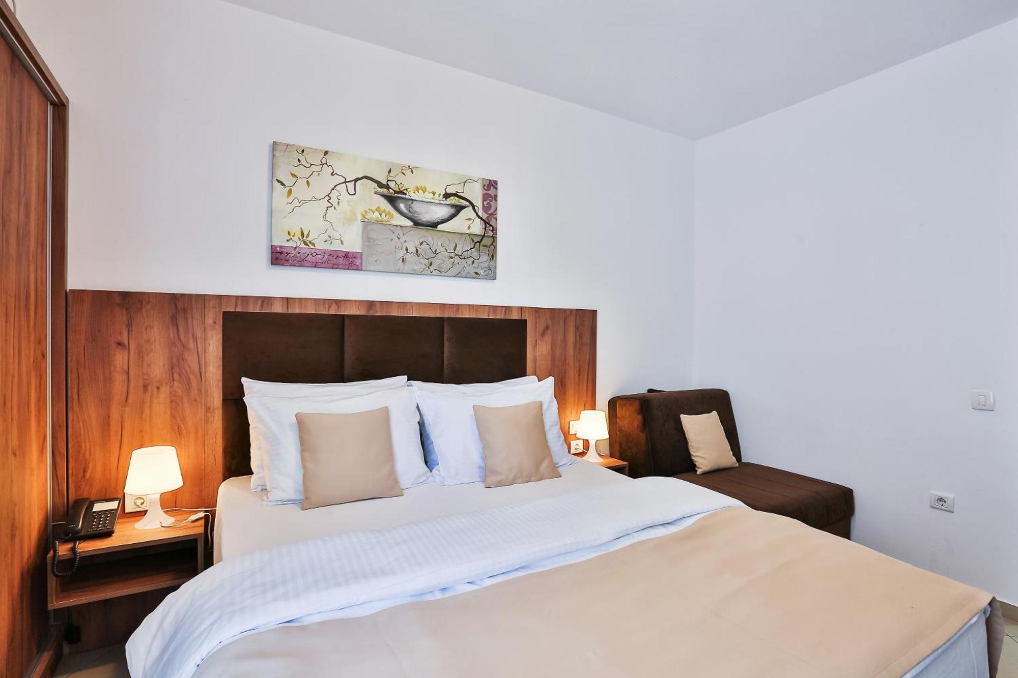 Hotel La Mer Budva Exterior photo